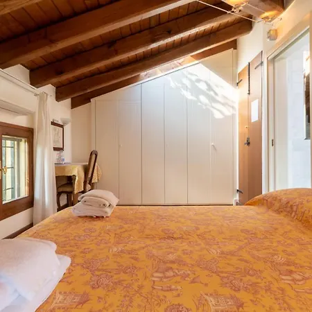 Bed and Breakfast Ca' Malvasia - Bolognarooms 4*